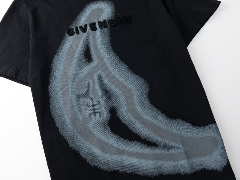 Givenchy T-Shirts